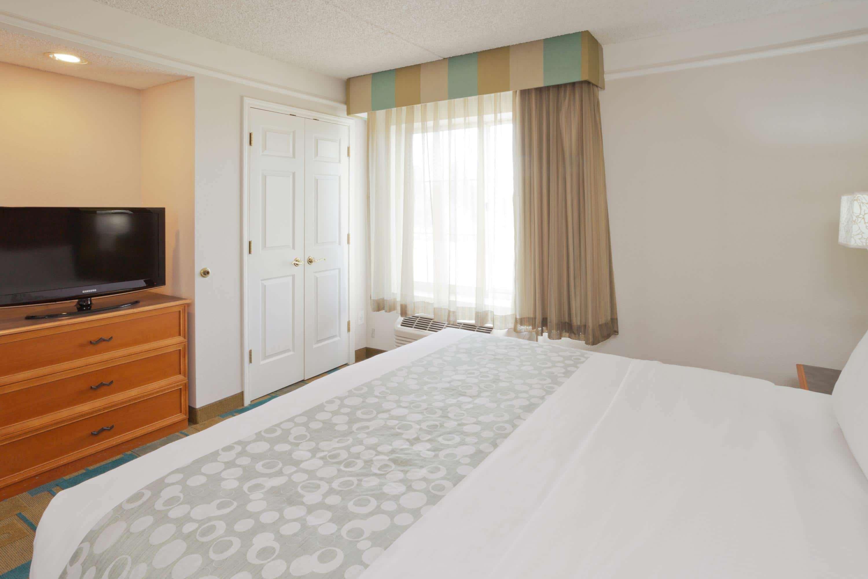 La Quinta By Wyndham Salt Lake City Airport Exterior photo