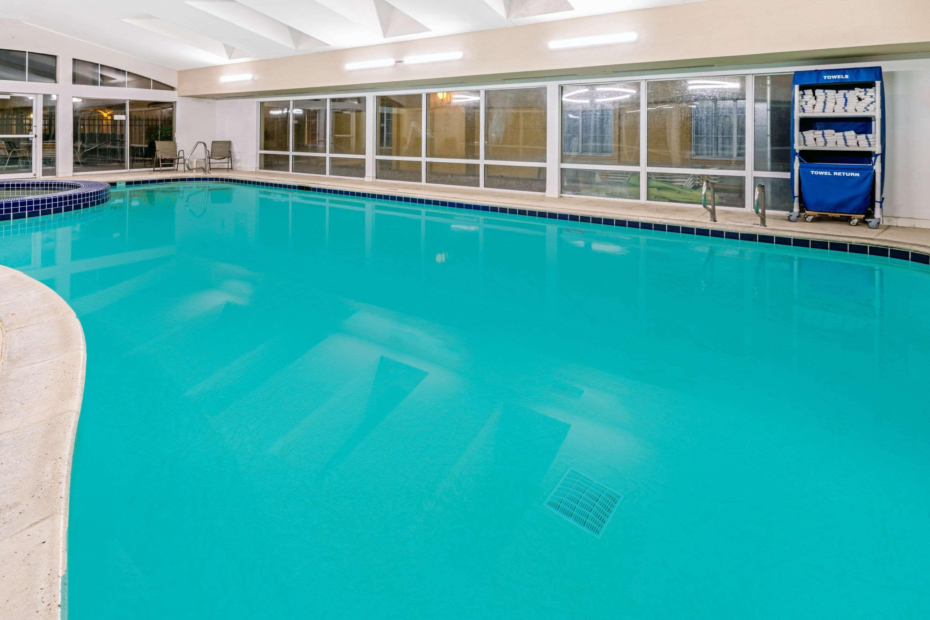 La Quinta By Wyndham Salt Lake City Airport Exterior photo