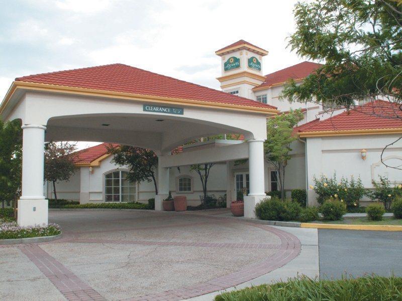 La Quinta By Wyndham Salt Lake City Airport Exterior photo